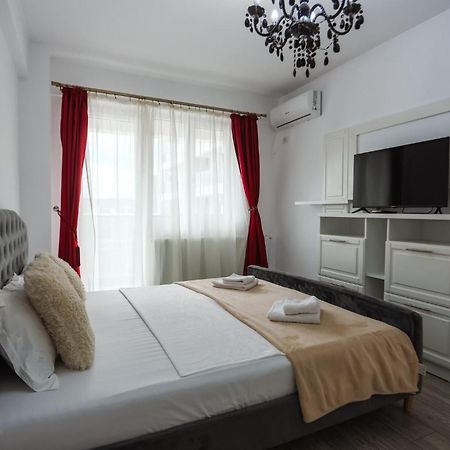 Q Apartament Near Palas Mall Iasi Exterior photo