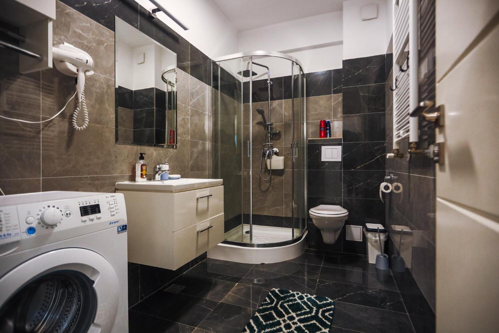 Q Apartament Near Palas Mall Iasi Exterior photo